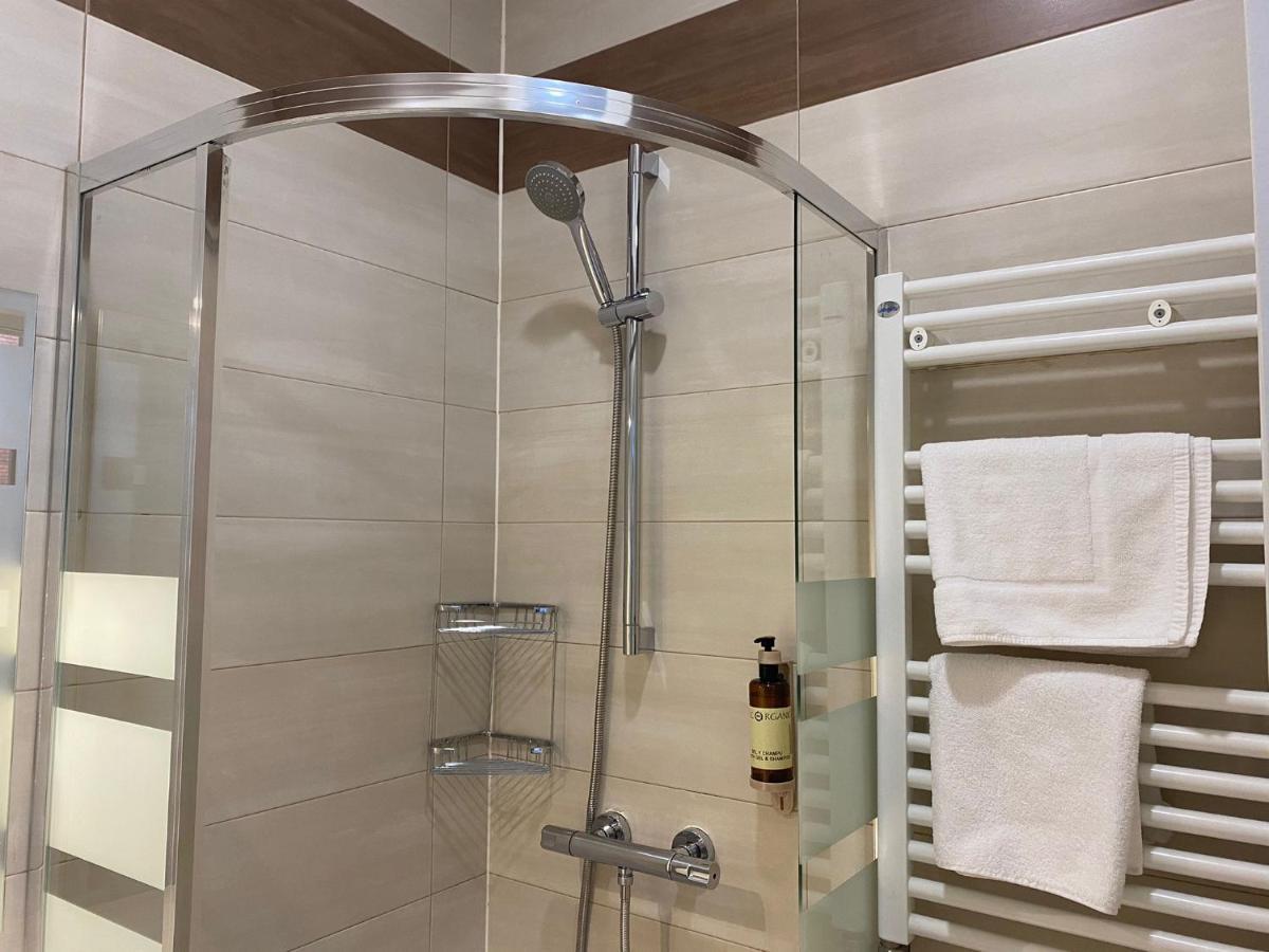 Insidehome Valladolid Centro -Hab Con Bano Privado En El Centro Y Opcion De Parking- Esterno foto